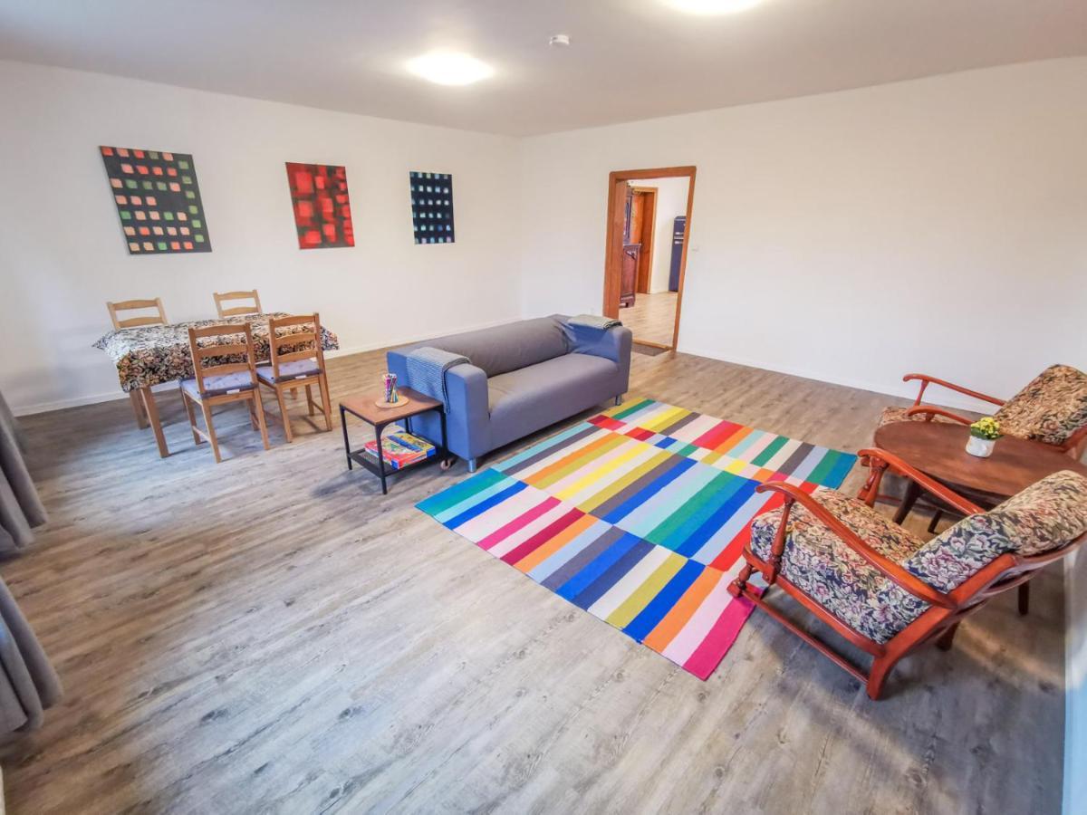 Apartment In Herrenhaus Gross Pinnow Buitenkant foto